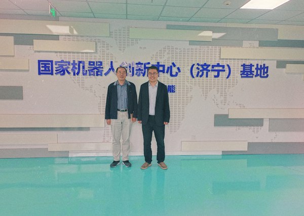 美的集團電機專家唐玉琪博士訪問中科伺易，共商微型伺服電機領域深度合作